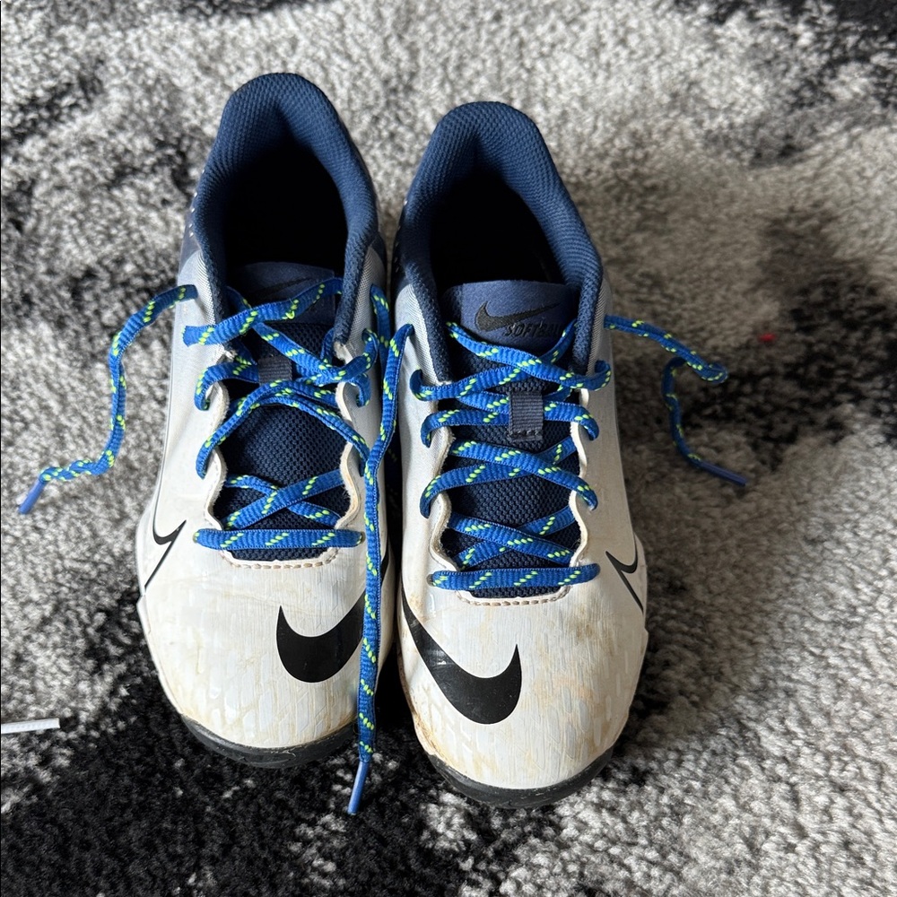 Nike Kids White and Navy cleats